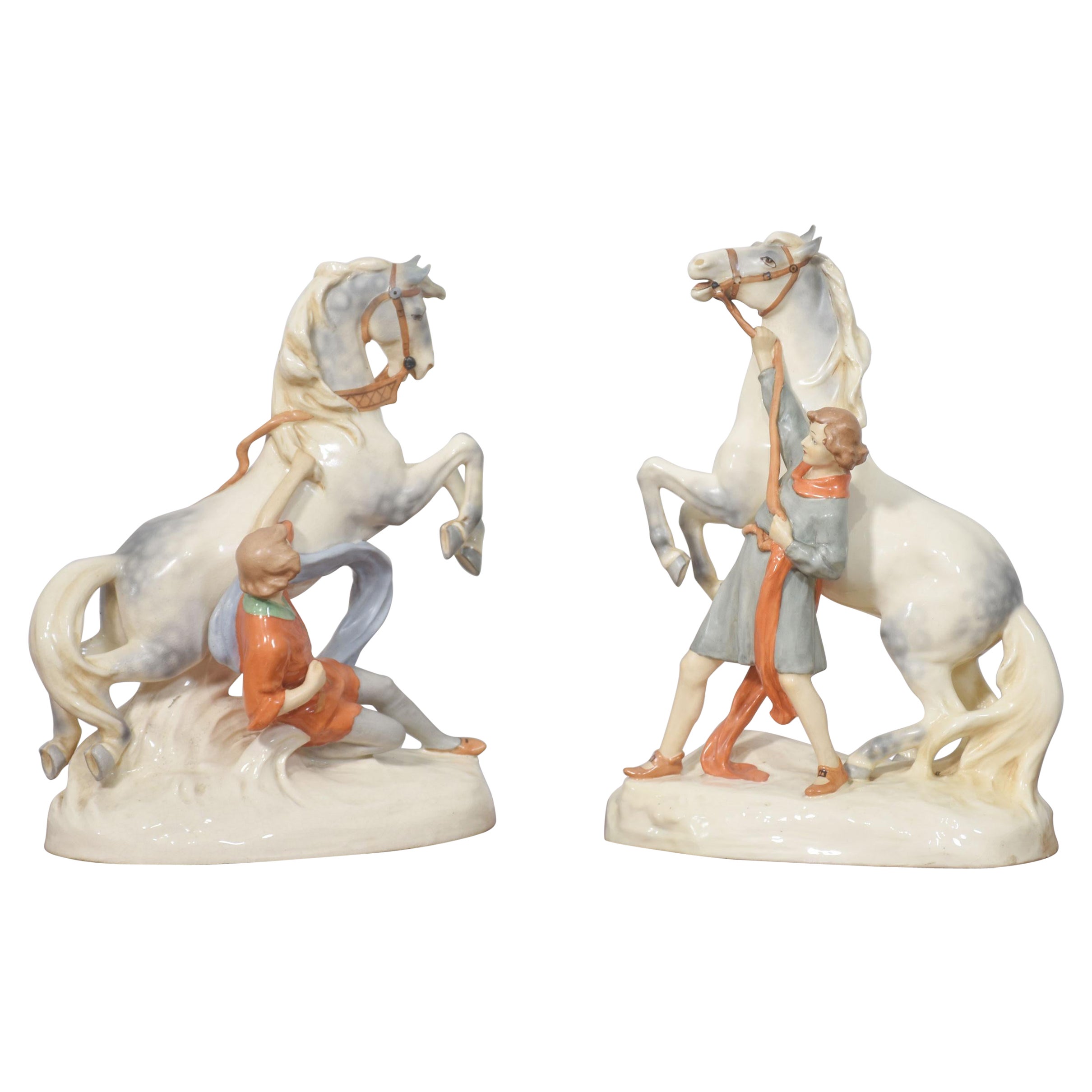 Pareja de figuras Royal Dux en venta