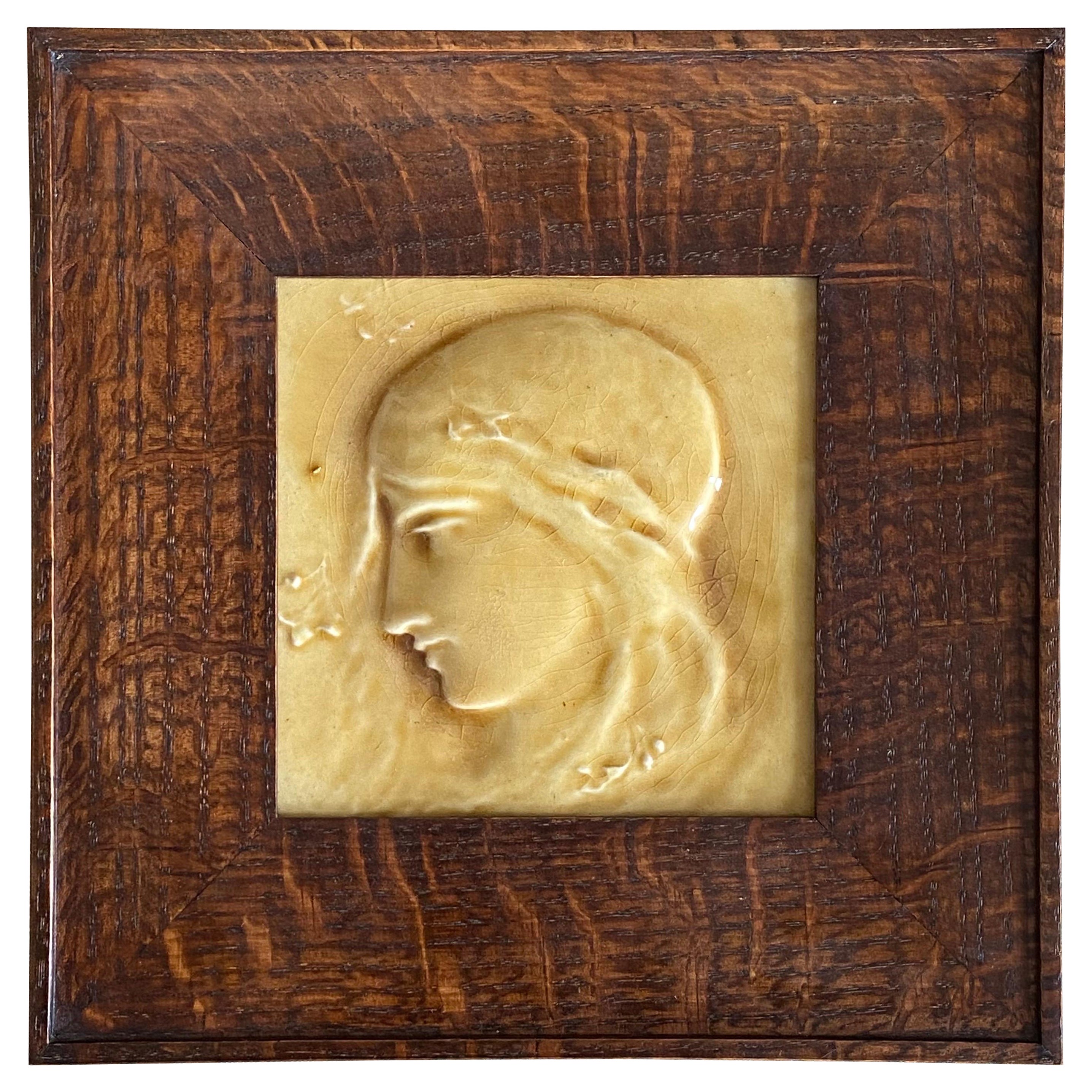 Azulejo de cerámica ocre de Arthur Osborne para Low Art Tile Co. en venta