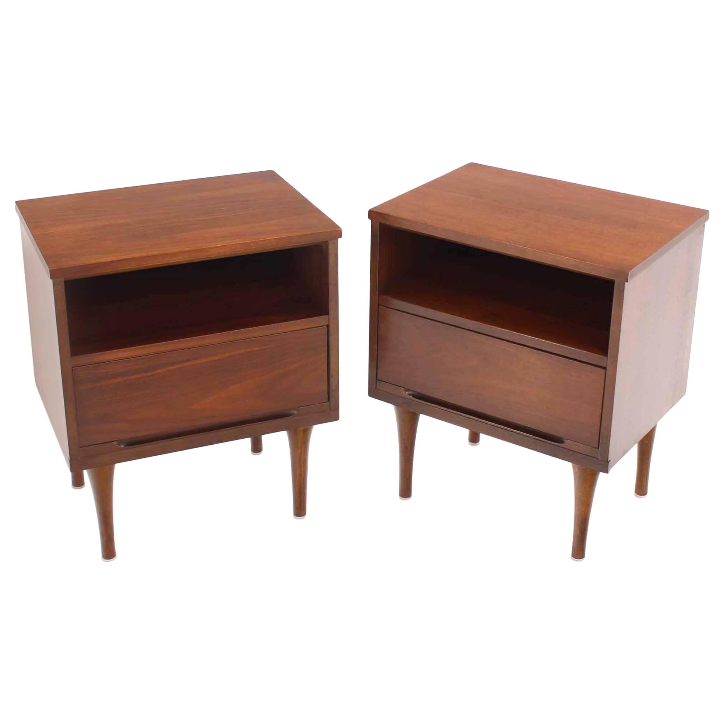 Pair of Mid-Century Walnut One Drawer End Tables Nightstands