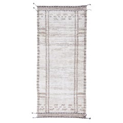 Mehraban Meddur Runner, Colección Nomad