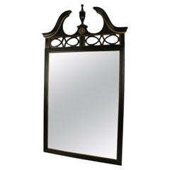 Antique Mirror in legno in stile Feder con dettagli dorati