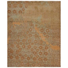 Moderner abstrakter Kunstteppich von Rug & Kilim in Gold und Brown mit Blumenmustern