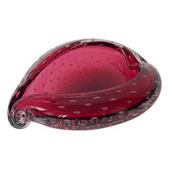Seguso Murano Deep Red Bullicante Glass Dish Bowl or Ashtray, Italy, 1960s