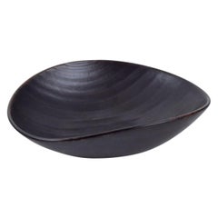 Carl Harry Stålhane pour Rörstrand. Bol en céramique au design moderniste.