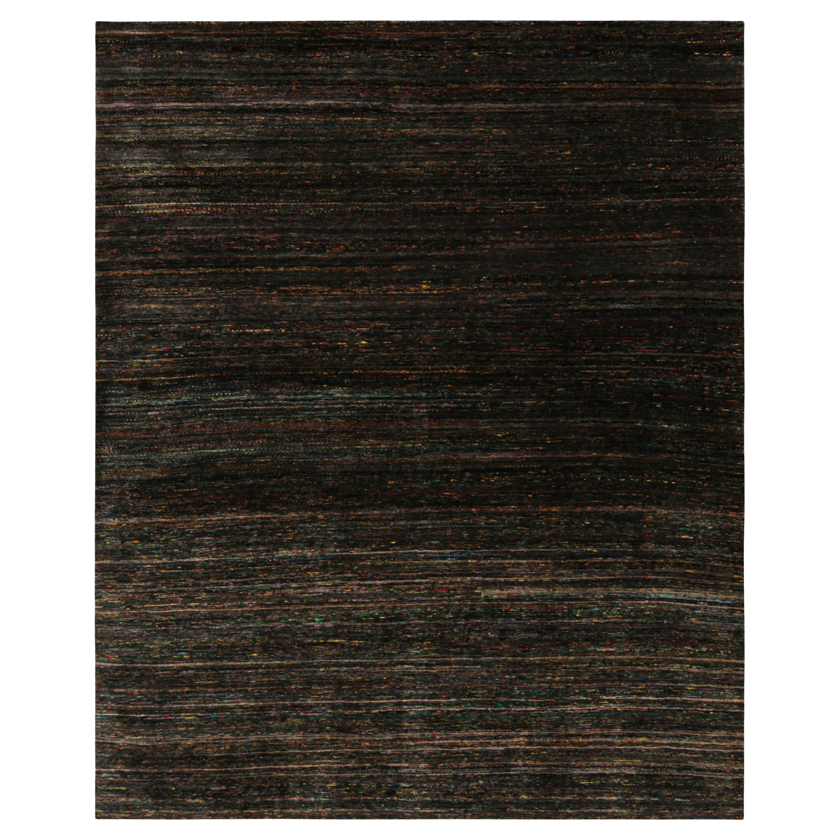 Rug & Kilim's übergroßer Strukturteppich in Schwarz mit kühnen polychromen Streifen im Angebot