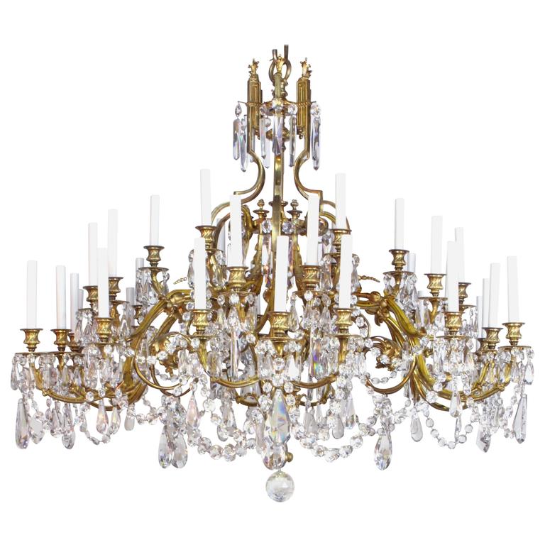 19th Century French Gilt Bronze and Crystal Chandelier For Sale at 1stDibs