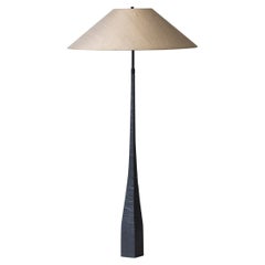 Exquisite sculptural floor lamp dating from the 1980s.