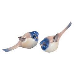 Bing & Grøndahl, Denmark. Two porcelain figurines of birds. Ca 1930s