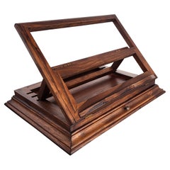 Repose-livre ajustable italien Carved Decorated