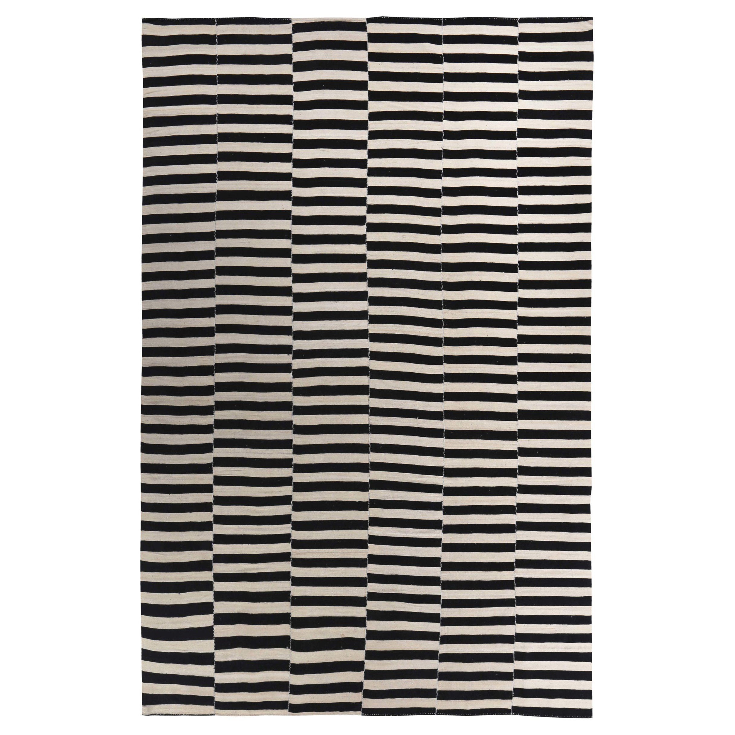 Alfombra Persa Kilim Over Size Circa 1990 - Lana Diseño Blanco y Negro - 89316