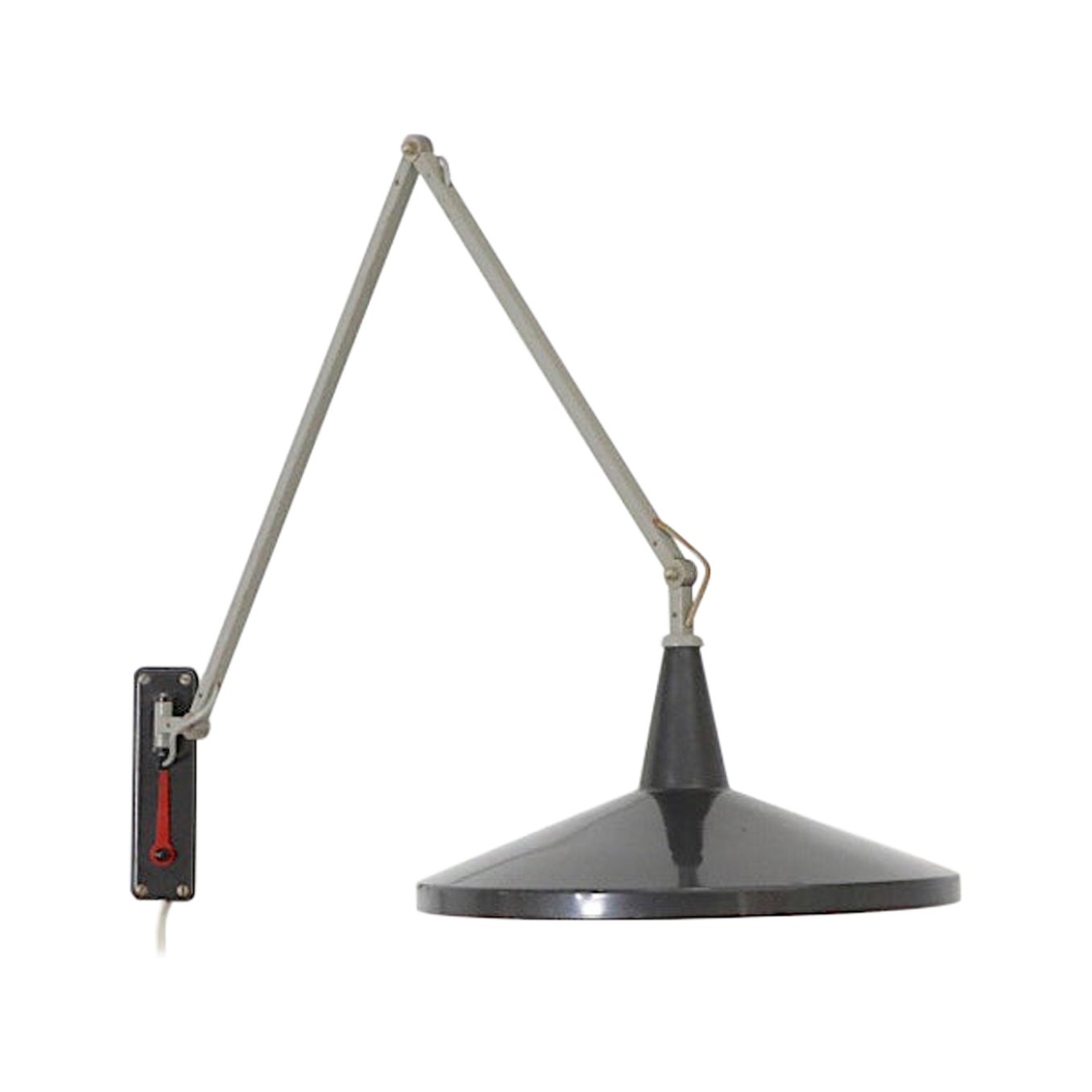 Wim Rietveld  Lampe murale "Modèle 4050" ou "Panama" en métal émaillé noir