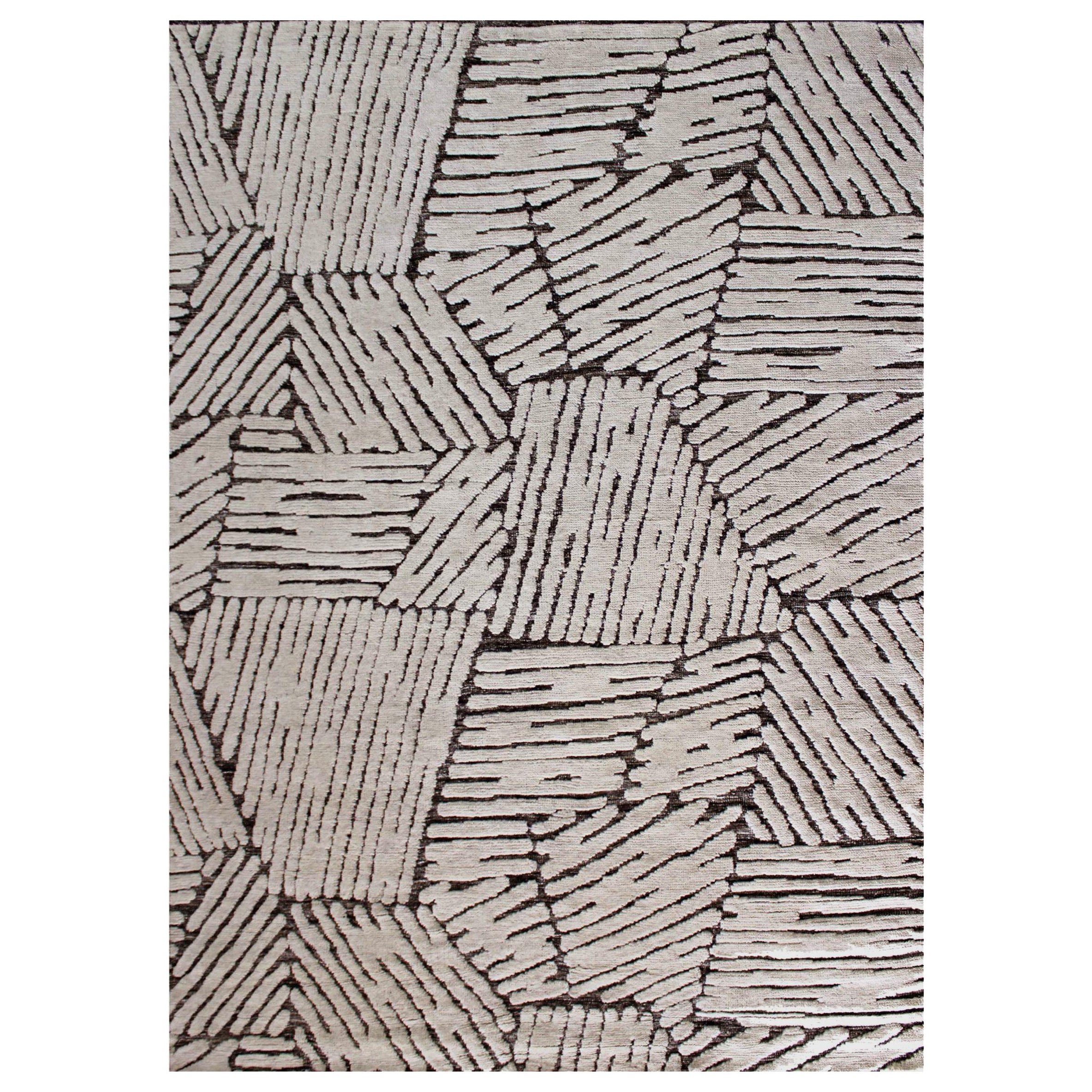 India Freeform Small Rug Circa 1990 - Wool Brown Ivory Design - 90611