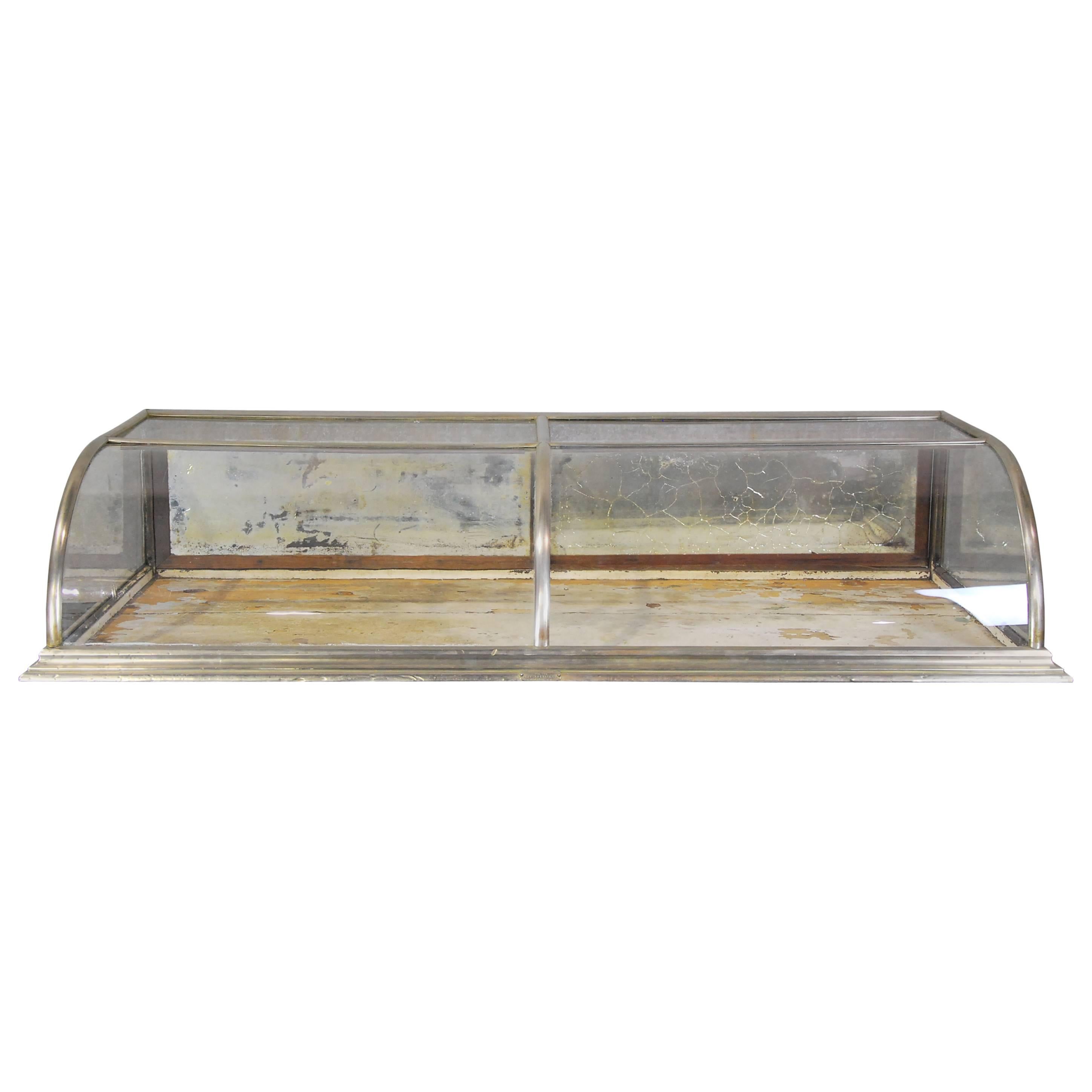 Curved Glass Counter Top Nickel Showcase Display