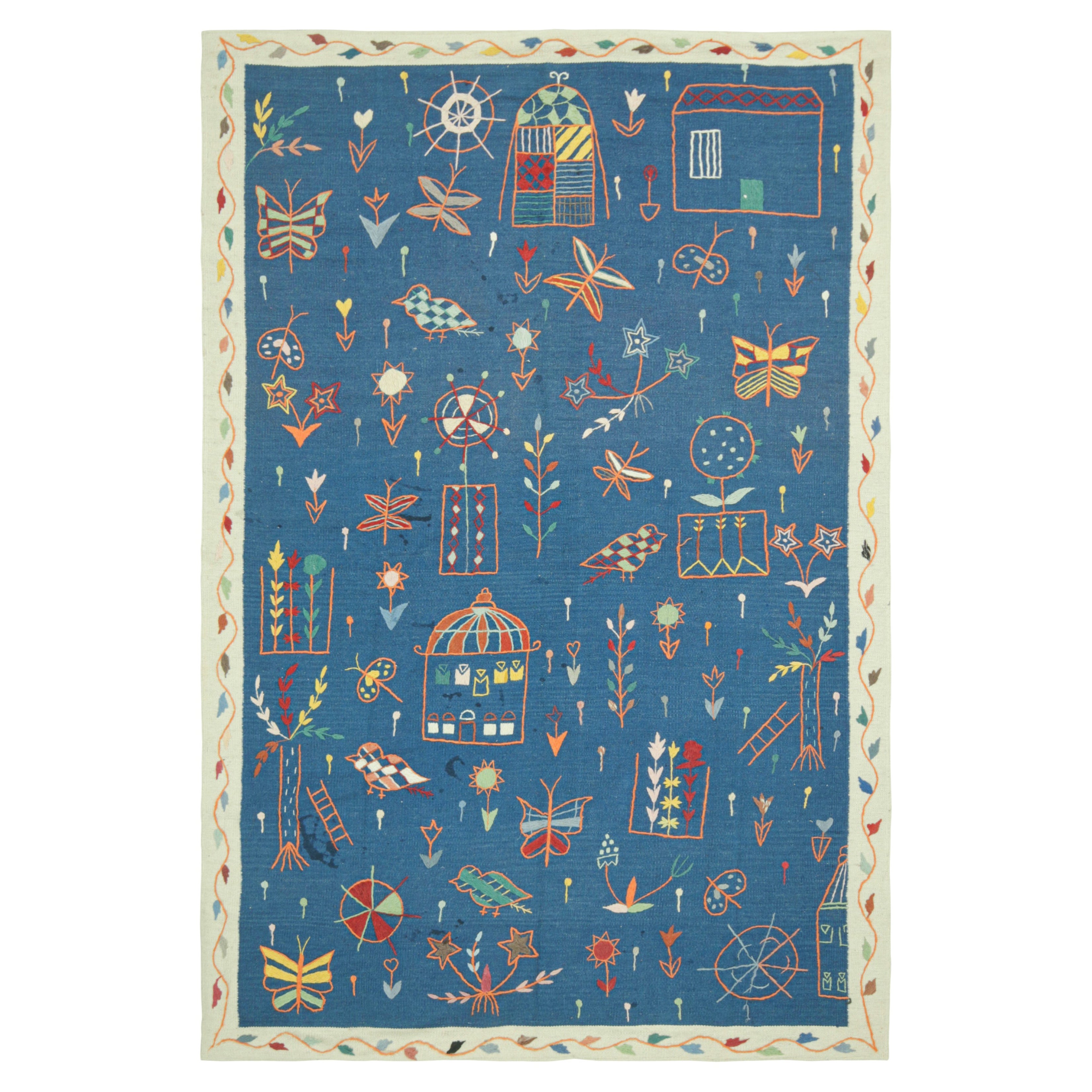 Kilim estilo Suzani de Rug & Kilim en azul marino con motivos tribales policromáticos en venta