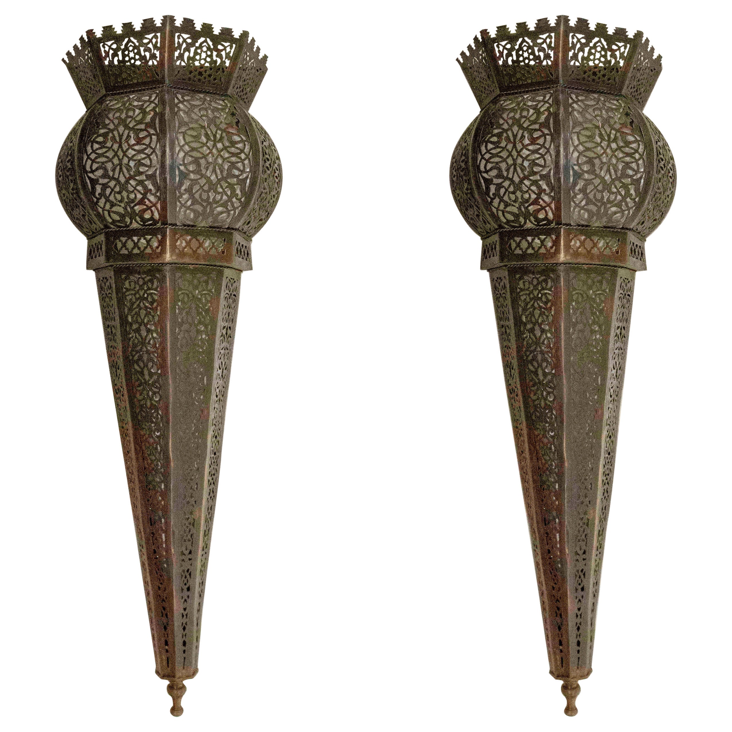 1990s Pair of Arabian Style Wall Sconces in Openwork Metal