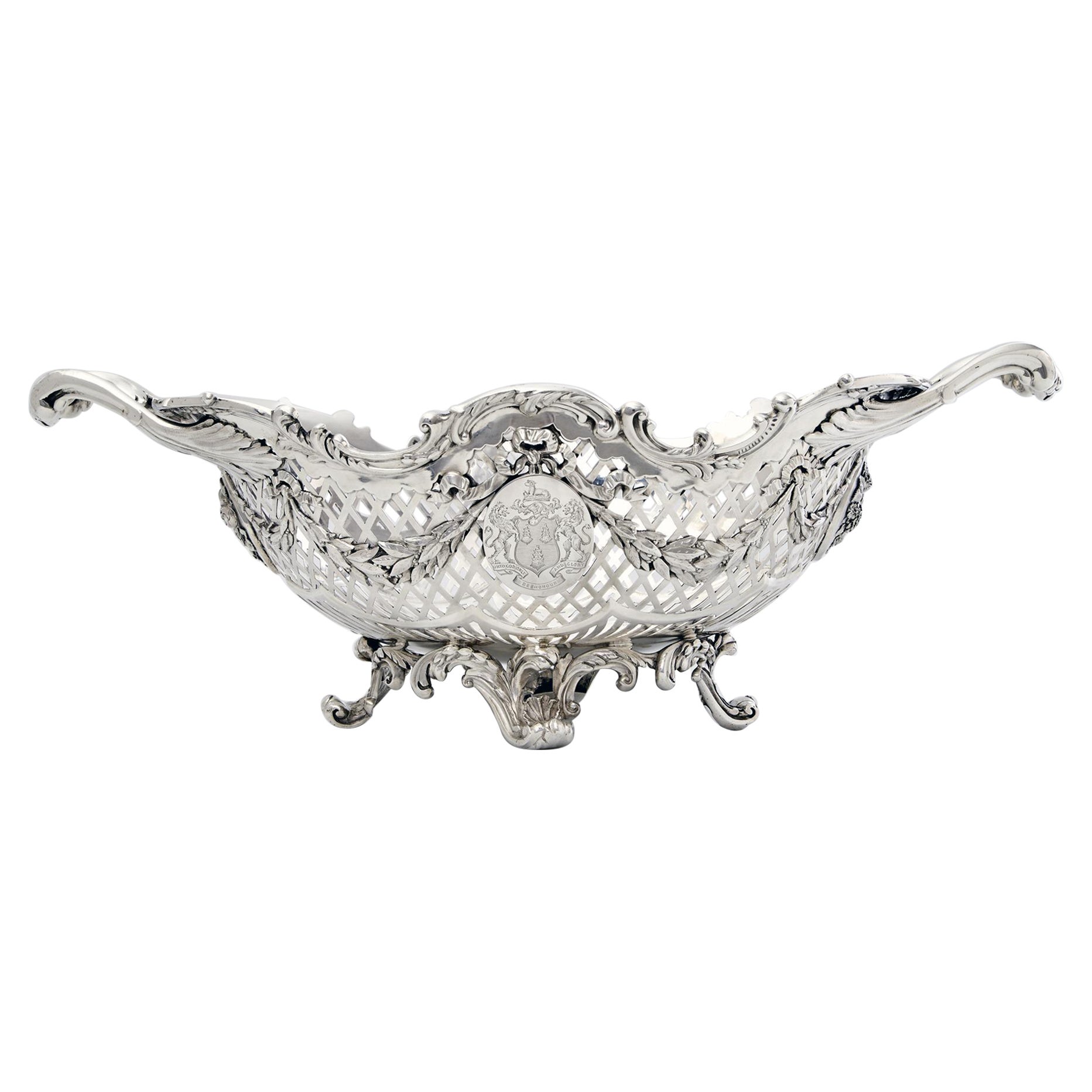 Grande coupe victorienne en argent percée