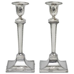Paire de chandeliers néoclassiques anciens en argent
