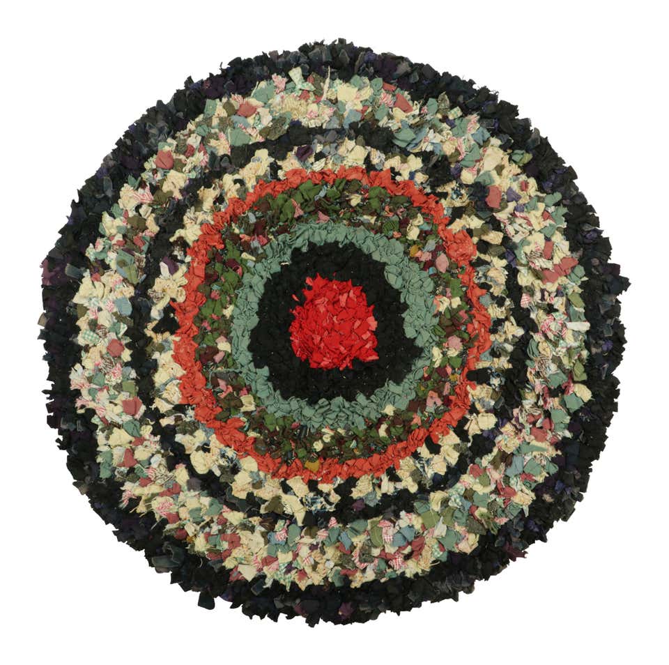 Round American Hooked Rug Dated 1963 For Sale at 1stDibs | how to ...