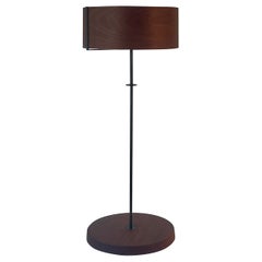 Lámpara de pie de chapa de madera de caoba nº 10 con estructura de bronce ennegrecido