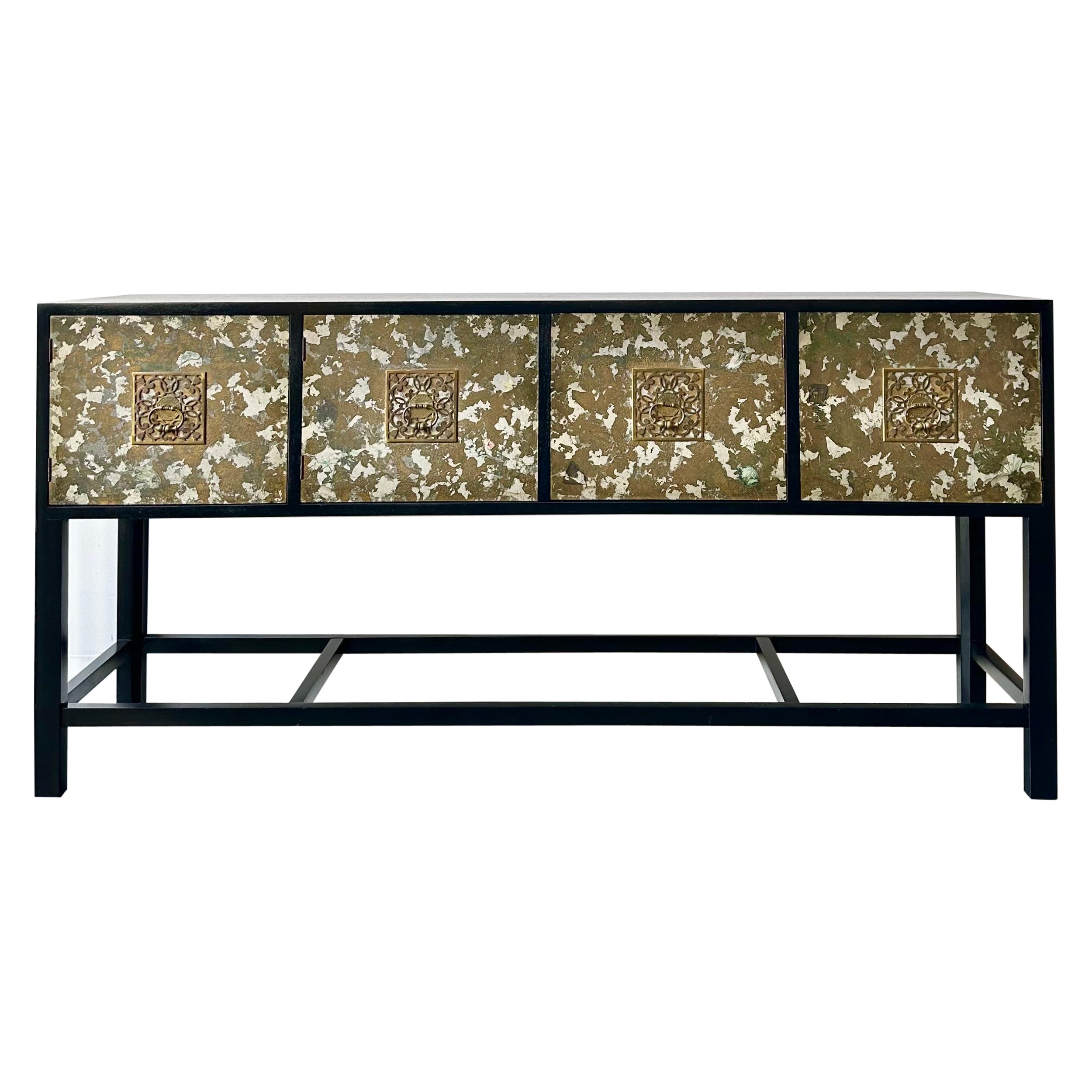 Credenza in stile Hollywood Regency in ebano e foglia d'oro in argento di Renzo Rutili in vendita