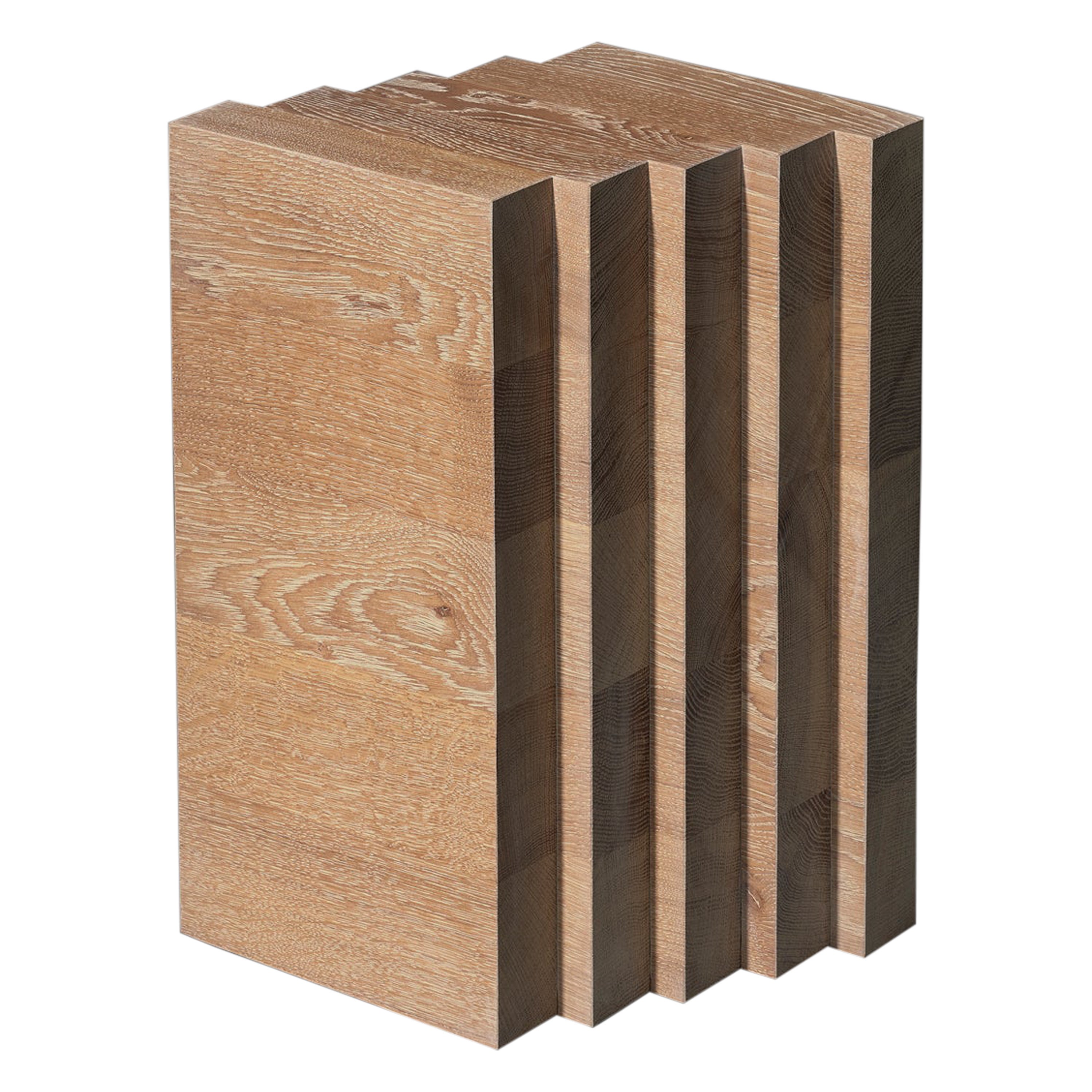 Skulpturaler Beistelltisch aus Eiche Natural Light - Cadence von Mokko