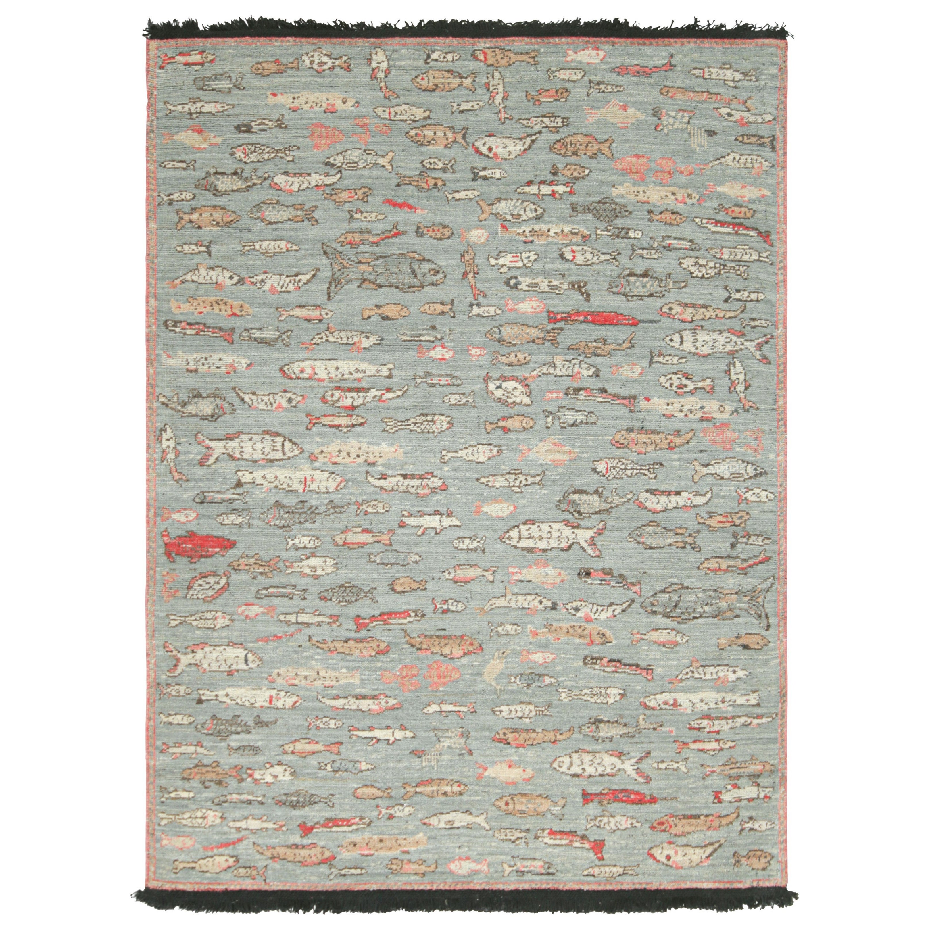 Rug & Kilim's Pictorial Art Rug in Blue with Polychromatic Fish Illustrations (tapis d'art pictural bleu avec illustrations de poissons polychromes)