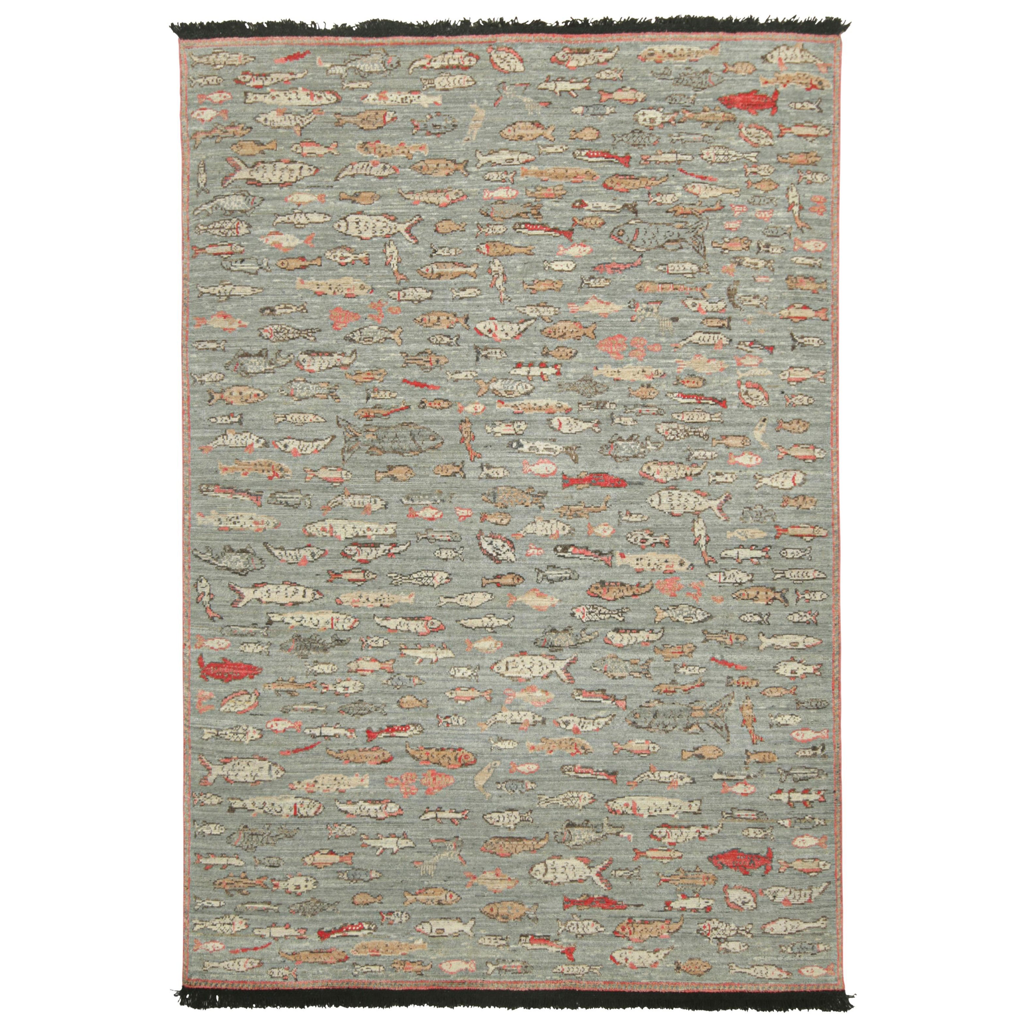 Rug & Kilim's Pictorial Art Rug in Blue with Polychromatic Fish Illustrations (tapis d'art pictural bleu avec illustrations de poissons polychromes)