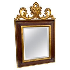 Miroir sculpté à la main par Dauphine Mirror Co.
