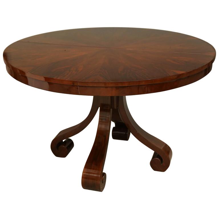 Round French Art Deco Table at 1stdibs
