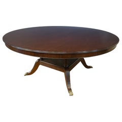 72 Zoll runder Mahagoni-Esstisch von Leighton Hall – Muster aus dem Ausstellungsraum