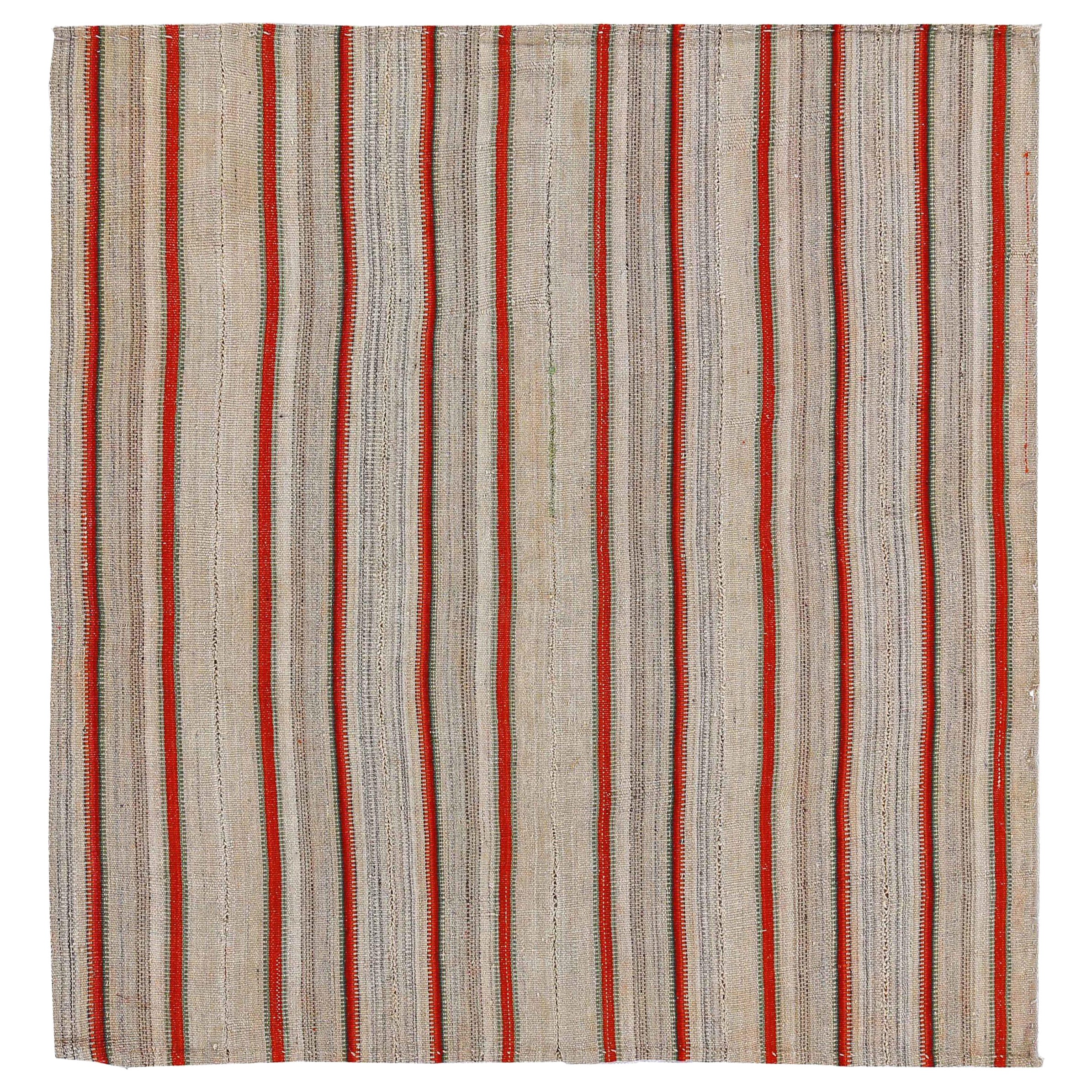Tapis persans Kilim carrés vers 1910 - Design en laine ivoire orange rouge - 91349