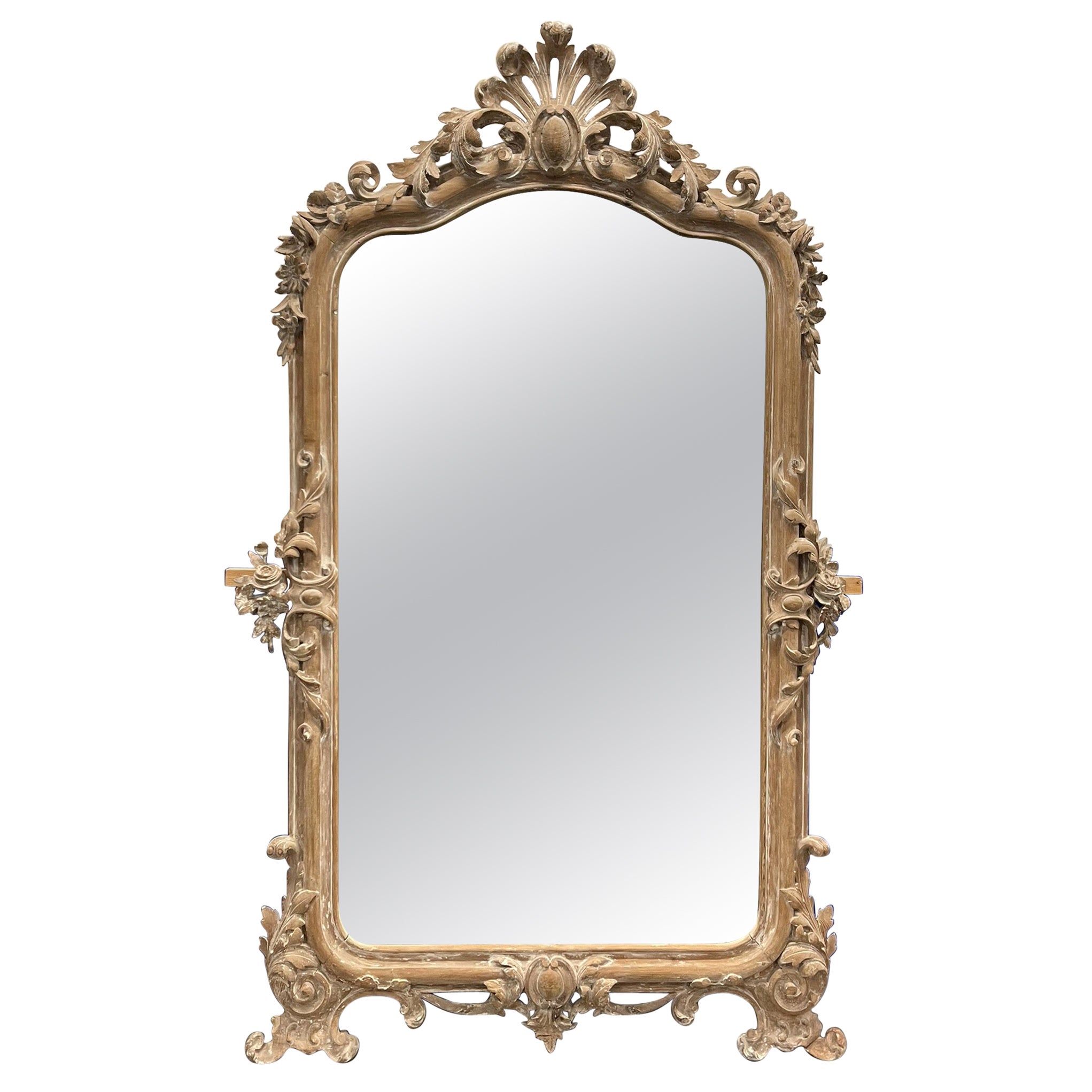 Miroir rocococo original en bois de pin du 19ème siècle en vente