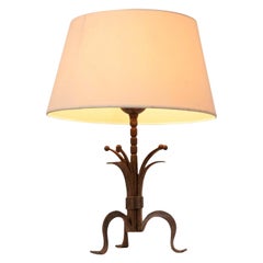 Elegante Tischlampe aus Schmiedeeisen, Frankreich 1950er Jahre