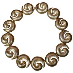 1940s Necklace in Gilt Bronze Vintage 1940s Necklace in Gilt Bronze