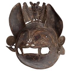 Masque de danse cérémoniel mexicain ancien en cuivre