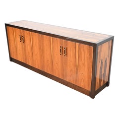 Milo Baughman for Directional Mid-Century Modern Rosewood and Walnut Sideboard