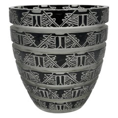A R.Lalique Art Déco   Enameled Lagarmar Vase.