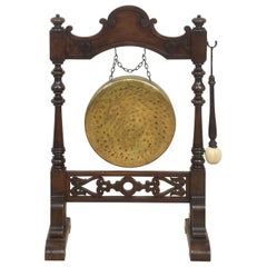 Gong da pranzo in quercia della fine del XIX secolo
