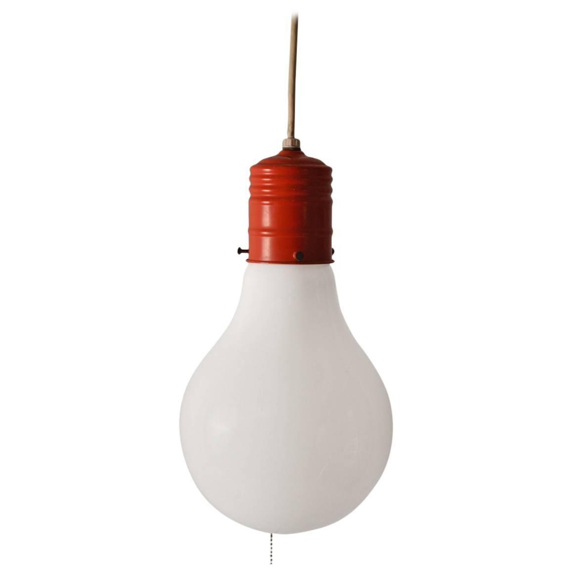 Op Art Light Bulb Light after Ingo Maurer