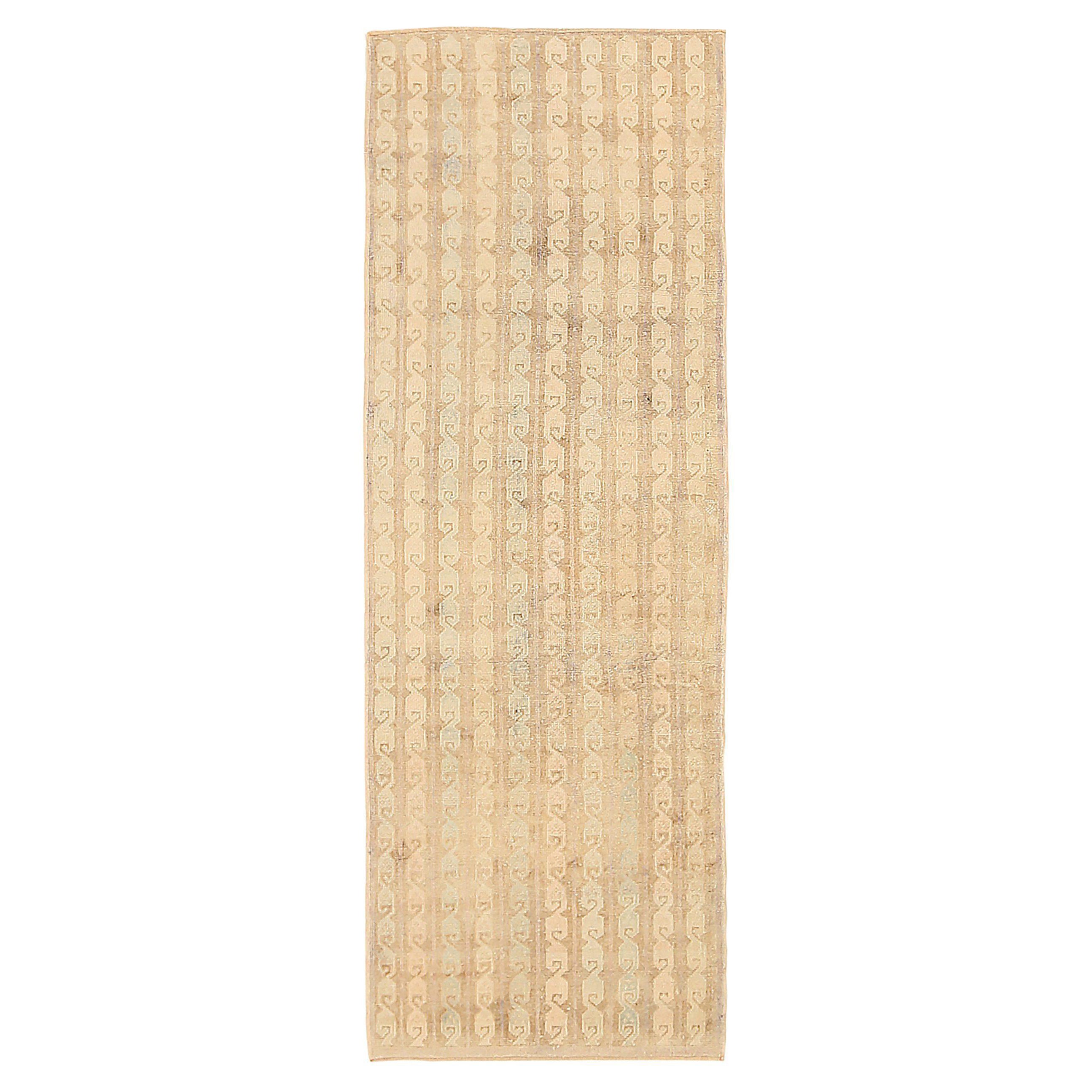 Tapis de couloir Anatoly Turquie vers 1940 - Design en laine ivoire - 92538 en vente