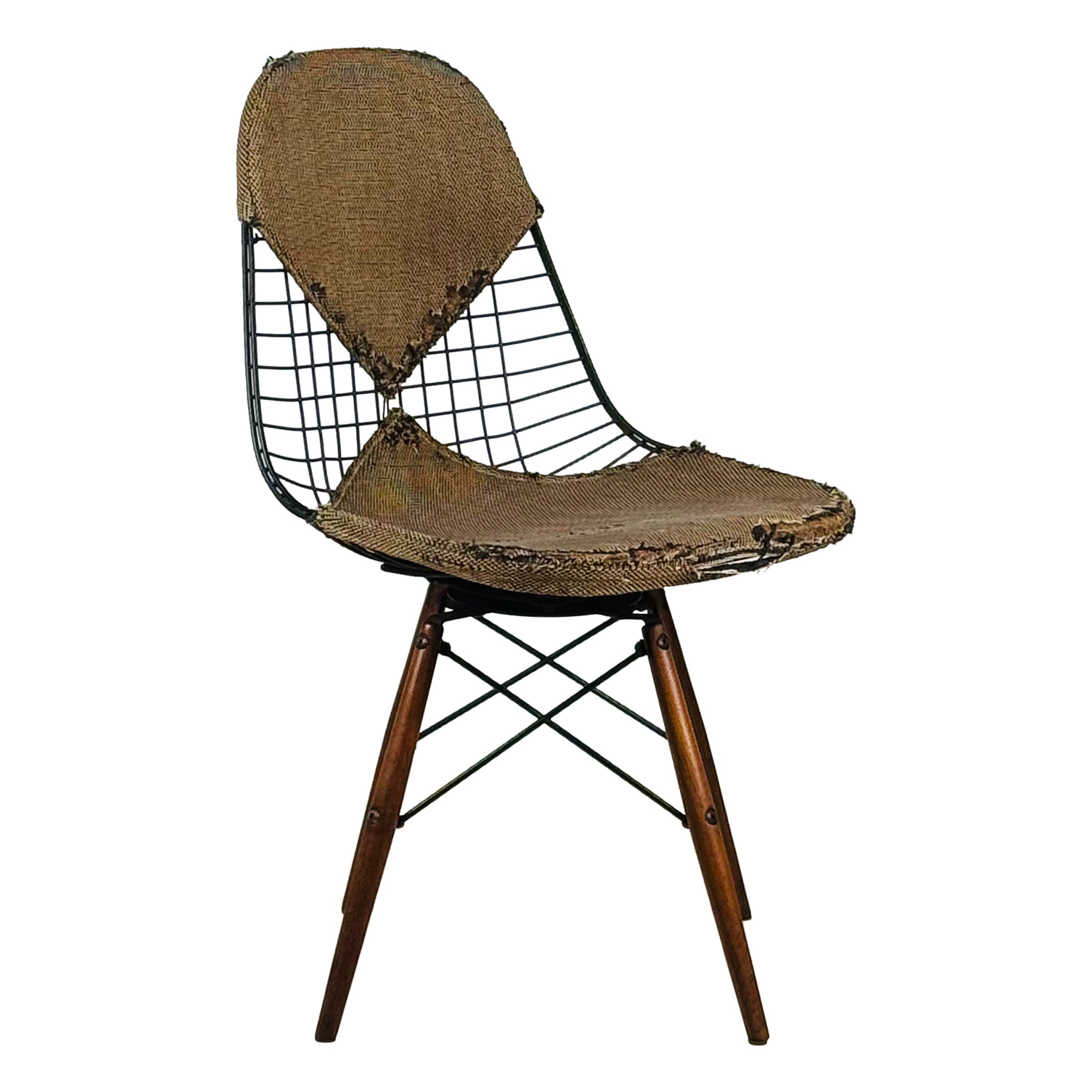 Is an Eames wire chair comfortable?