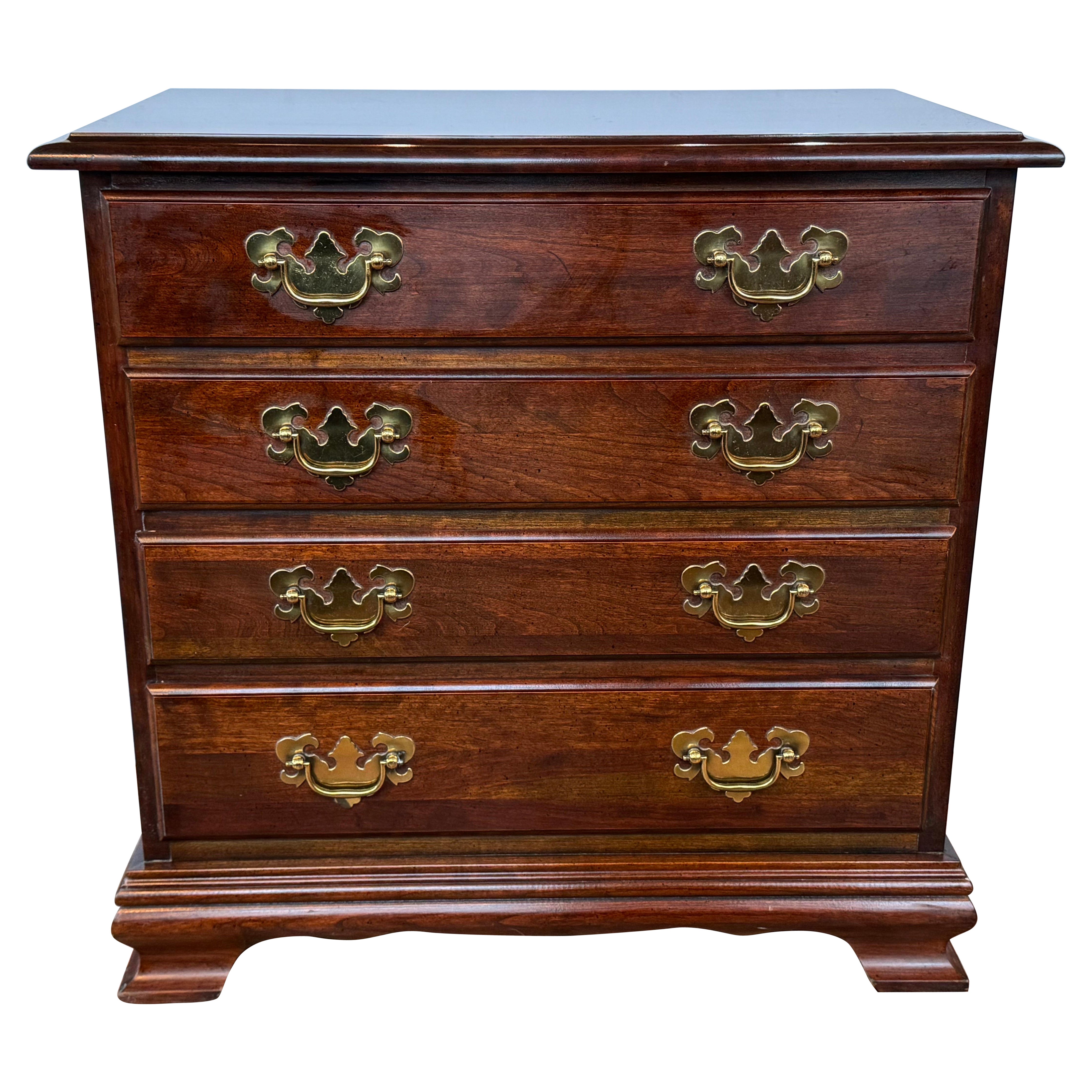 Traditional Chippendale Mahogany Chest of Drawers