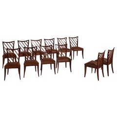 Juego de 12 sillas de comedor de nogal y cuero Salvati & Tresoldi, Italia, años 50