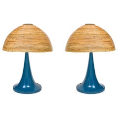 Coppia di lampade da tavolo in bambù di grandi dimensioni in stile Gabriella Crespi con base in lacca blu
