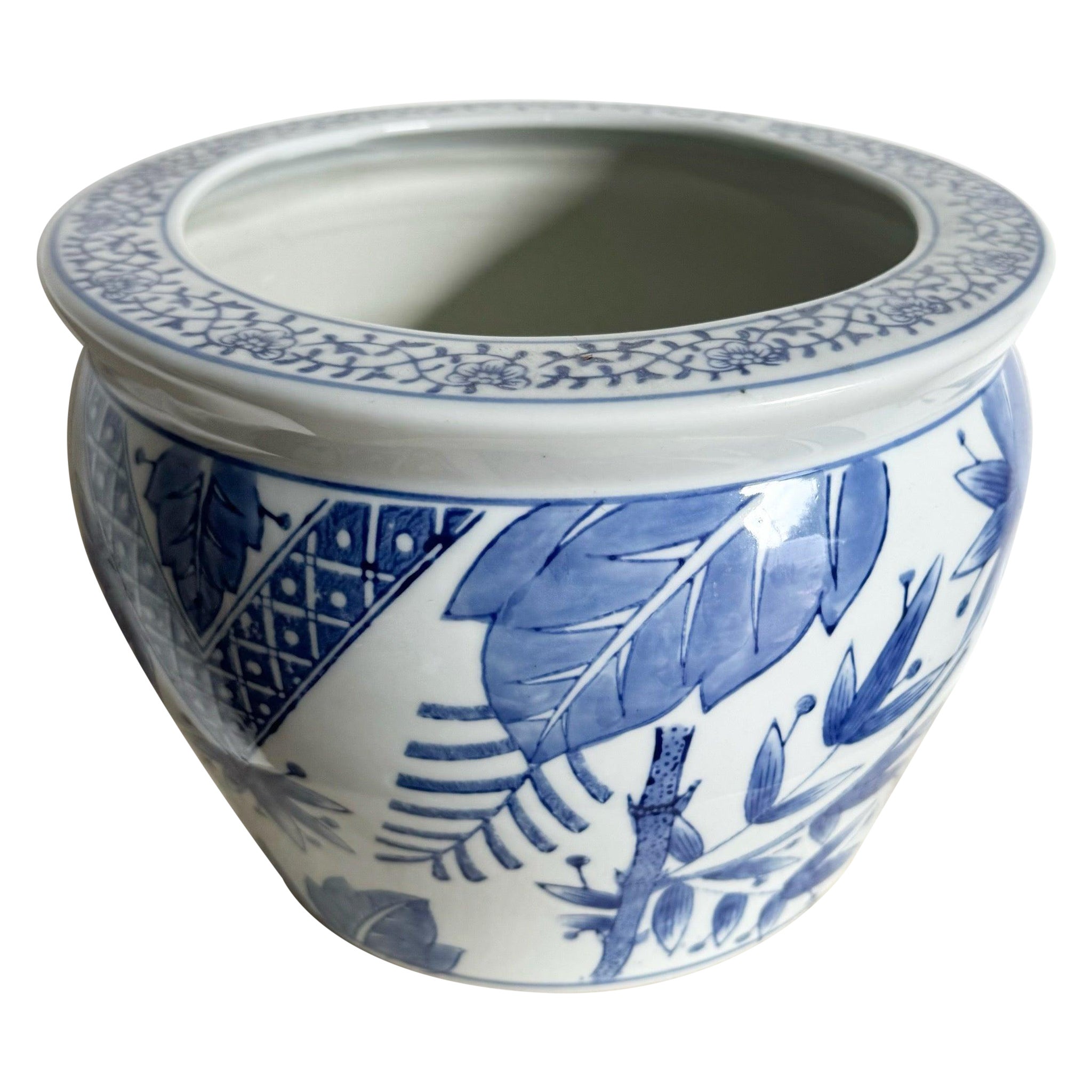 Jarrón pecera de porcelana china azul y blanca