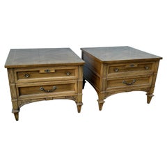 Pareja de mesillas de noche MCM American of Martinsville