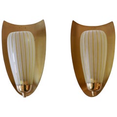 Ensemble de deux grandes appliques par Wilhelm Wagenfeld pour Peill & Putzler Allemagne années 1950