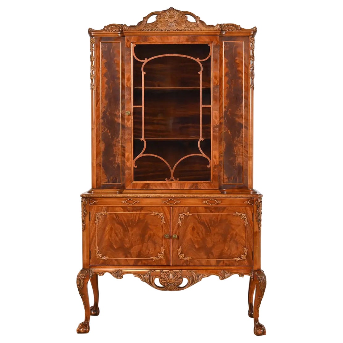 Romweber Chippendale Flame Mahogany Breakfront Bookcase Cabinet, Circa 1920s