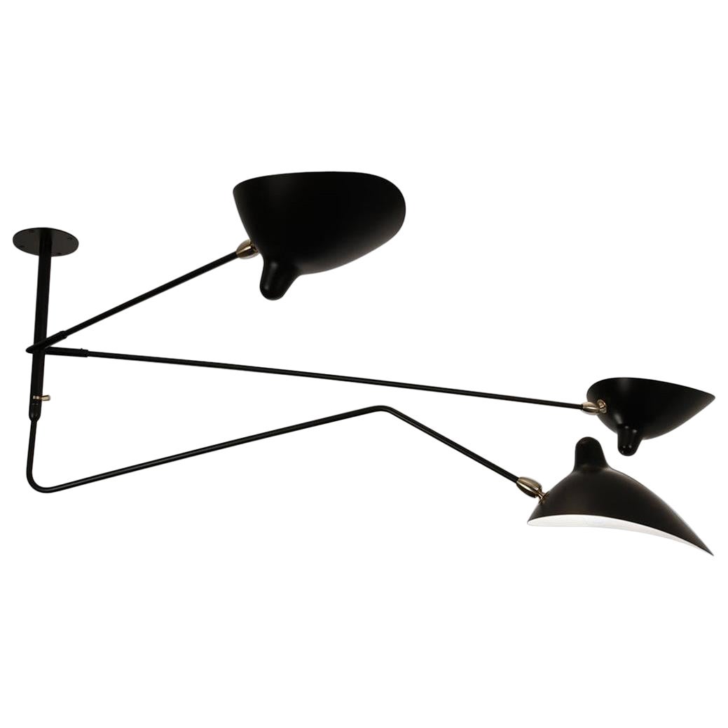 Serge Mouille Schwarze „Suspension“-Lampe mit zwei befestigten und drehbaren, geschwungenen Armlehnen