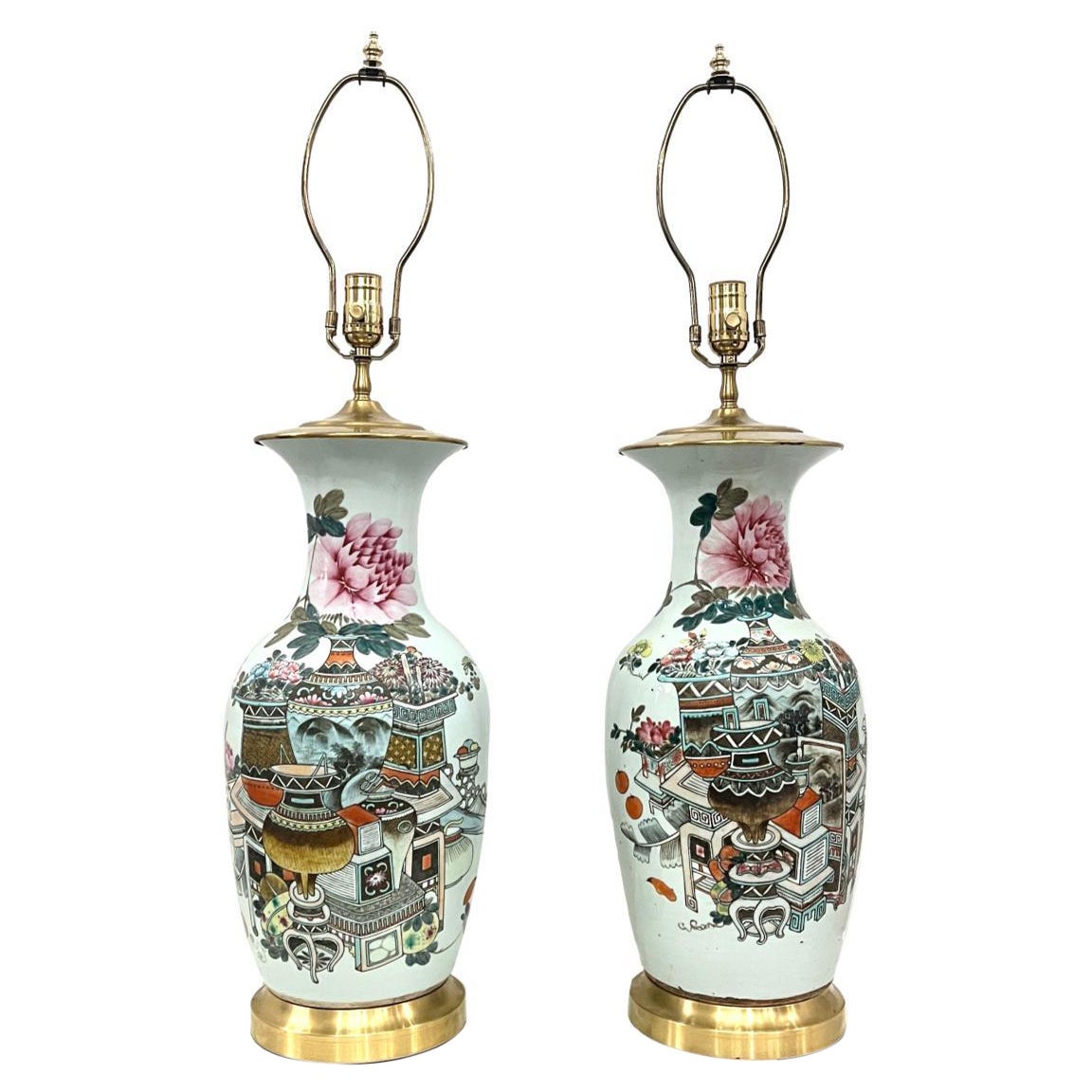 Coppia di lampade in porcellana floreale vintage